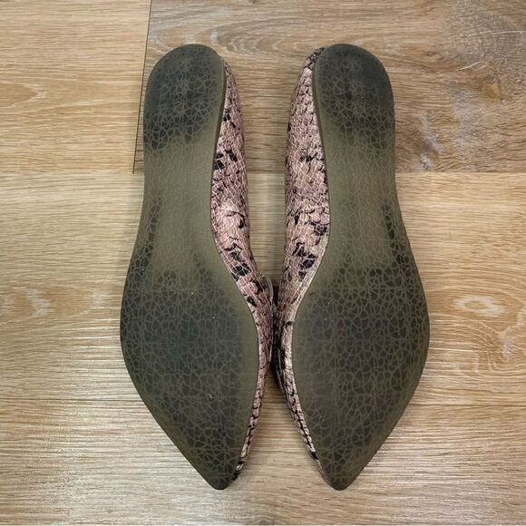 Steve Madden Pointed Toe Snake Skin Loafers - Picture 11 of 13